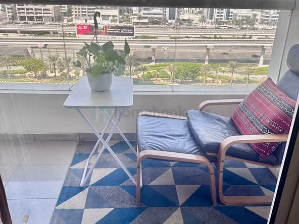 Bed Space in Jumeirah Lake Towers (JLT)