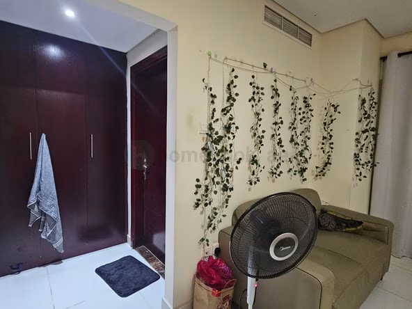 Room for Rent in Al Raffa