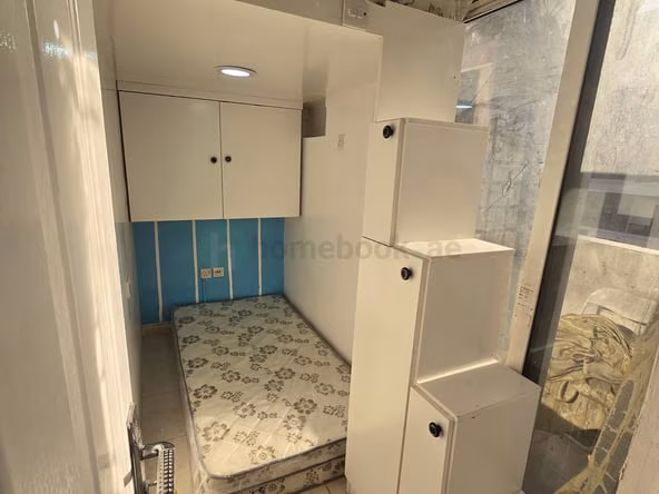 Partition in Bur Dubai