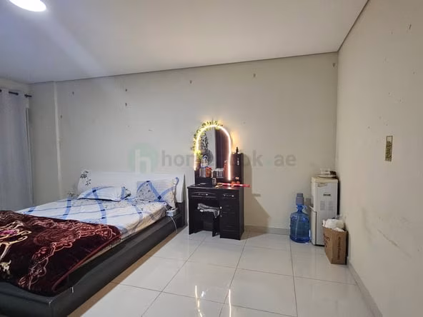 Room for Rent in Al Raffa