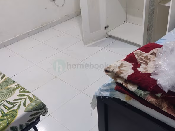Room for Rent in Al Karama