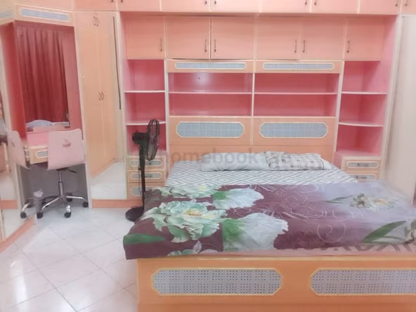 Room for Rent in Al Mankhool