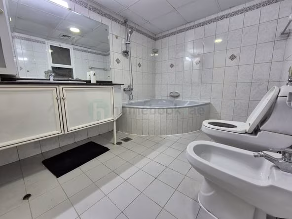 Room for Rent in Bur Dubai