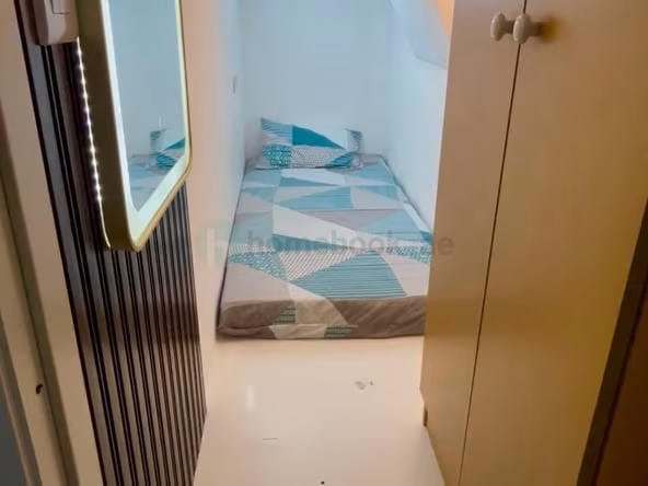 Bed Space & Partition in Business Bay