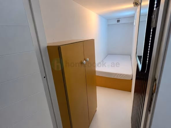 Bed Space & Partition in Business Bay