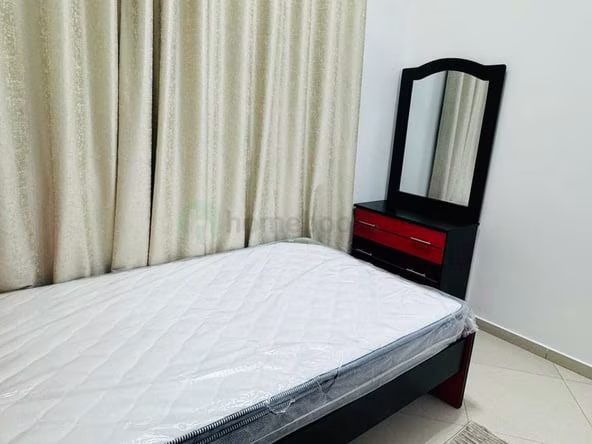 Bed Space & Partition Near BurJuman Metro Station