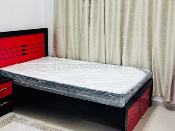 Bed Space & Partition Near BurJuman Metro Station