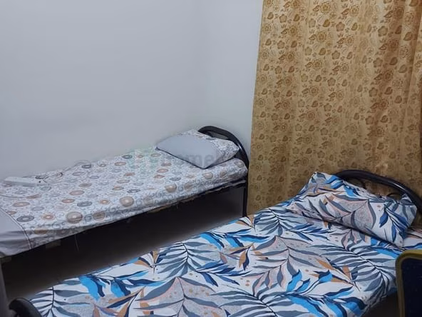 Bed Space & Partition Near BurJuman Metro Station