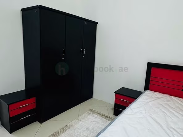 Bed Space & Partition Near BurJuman Metro Station