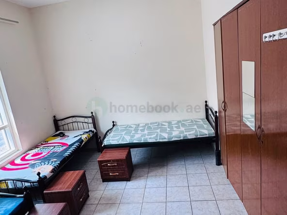 Bed Space & Partition Near BurJuman Metro Station