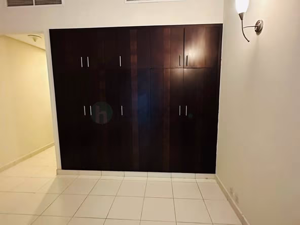 Room for Rent in Sheikh Zayed Road dubai