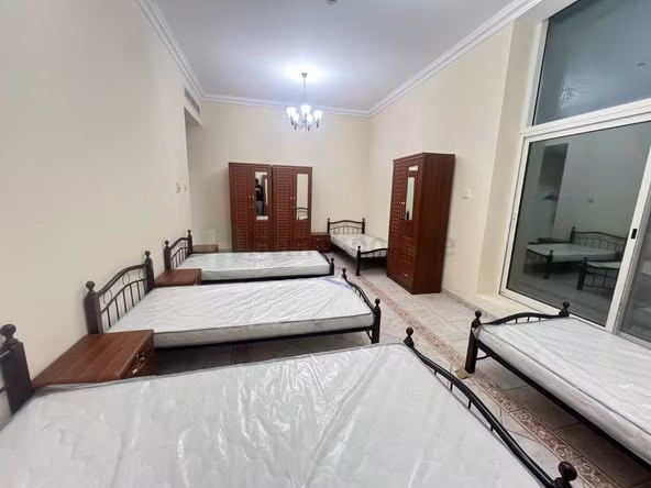 Bed Space & Partition Near BurJuman Metro Station