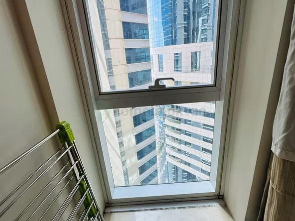 Room for Rent in Sheikh Zayed Road dubai