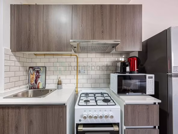 Studio Apartment for Rent in Sheikh Zayed Road Dubai