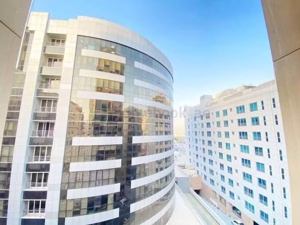 ‌Bedroom Apartment for Rent in Al Barsha Dubai