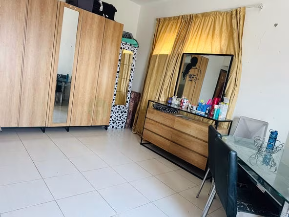 Room for Rent in Dubai