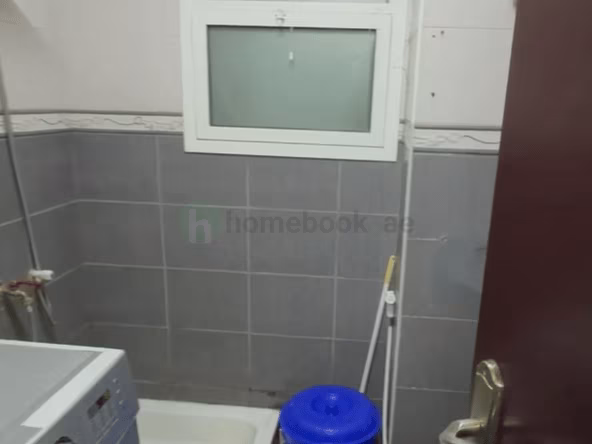 Bed Space for Rent in Al Satwa Dubai