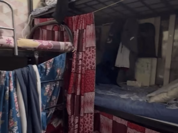 Bed Space for Rent in Al Satwa Dubai