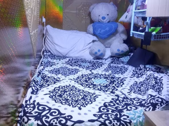 Bed Space for Rent in Al Satwa Dubai