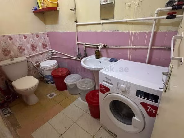 Bed Space for Rent in Al Rashidiya Dubai