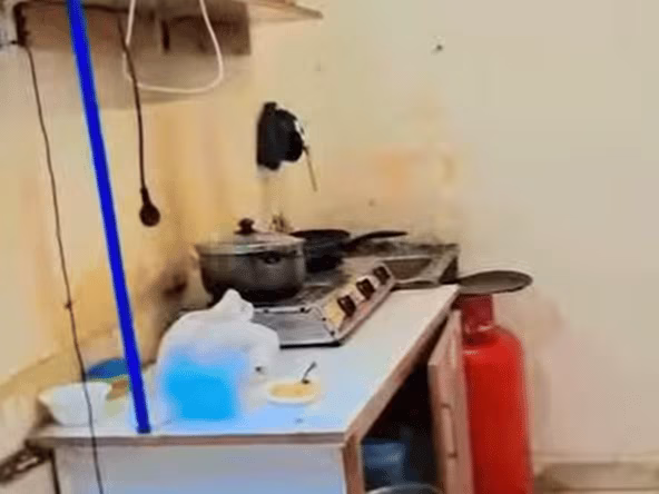 Room for Rent in Al Rashidiya Dubai