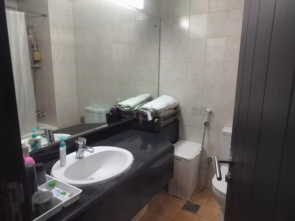 Studio Apartment for Rent in Discovery Gardens Dubai