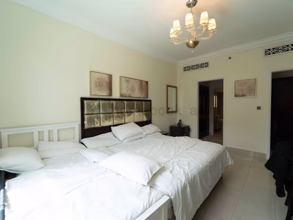 Room for Rent in Downtown Dubai