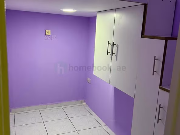 Bed Space for Rent in Al Satwa Dubai