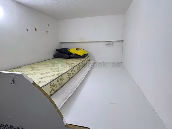 Bed Space for Rent in Al Rigga Deira