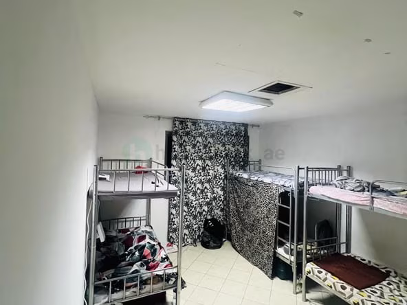 Bed Space for Rent in Bur Dubai