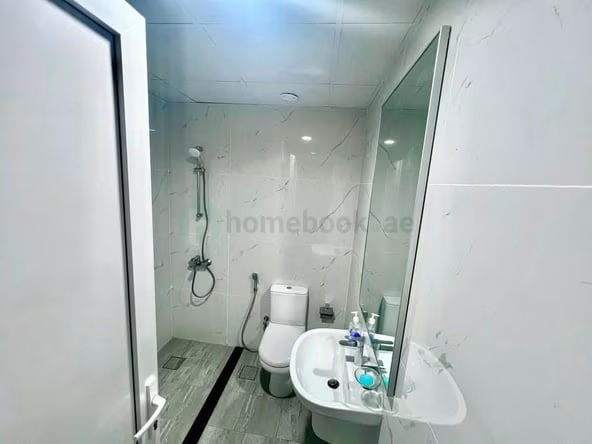 Studio Apartment for Rent in Al Karama