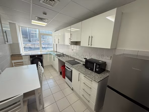 Room for Rent in Sheikh Zayed Road dubai