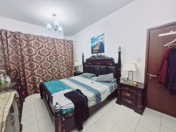 ‌Bedroom Apartment for Rent in International City Dubai